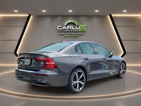 Used 2024 Volvo S60 B5 Plus FWD image 4
