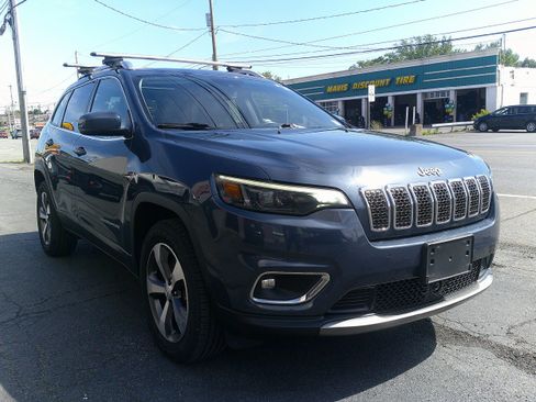 Used 2021 Jeep Cherokee Limited AWD/4WD image 7