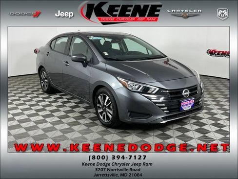 Used 2024 Nissan Versa SV FWD image 1