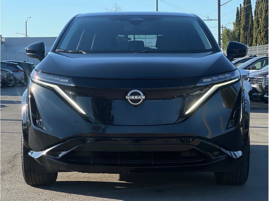Certified 2023 Nissan Ariya FWD image 2