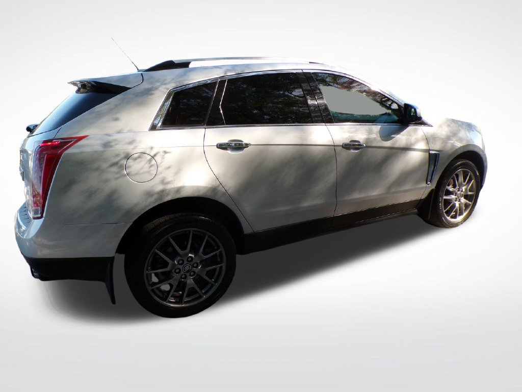 Used 2016 Cadillac SRX Performance w/ Midnight Edition Package AWD/4WD image 8