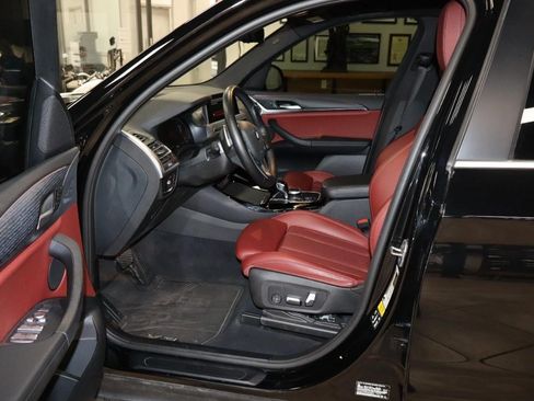 Used 2023 BMW X3 xDrive30i w/ Convenience Package AWD/4WD image 9