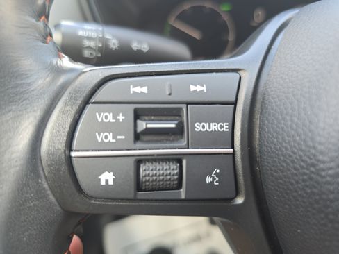 Used 2023 Honda CR-V Sport image 16