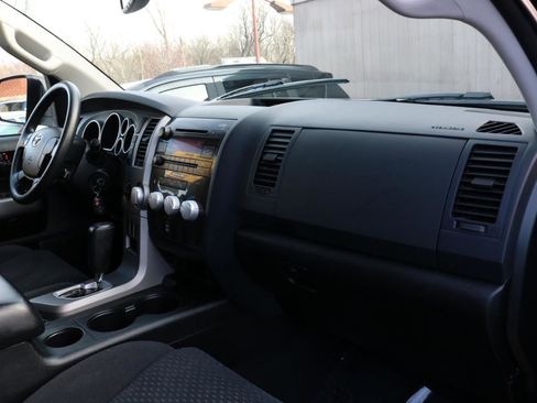 Used 2013 Toyota Tundra 4x4 Double Cab w/ TRD Off-Road Pkg image 45