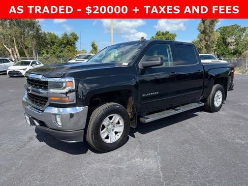 Used 2018 Chevrolet Silverado 1500 LT w/ True North Edition AWD/4WD image 3