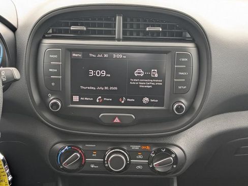 Certified 2025 Kia Soul LX w/ LX Technology Package FWD image 16