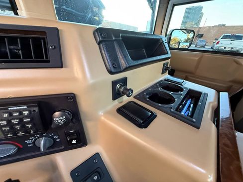 Used 2001 HUMMER H1 4-Door Hard Top image 43