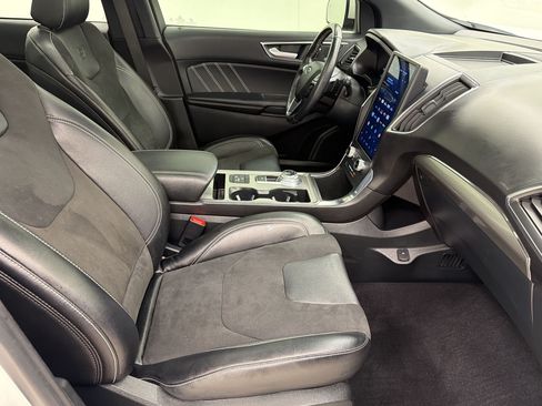 Used 2022 Ford Edge ST w/ Equipment Group 401A AWD/4WD image 29