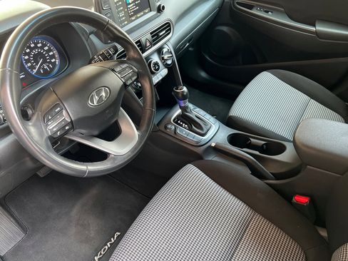 Used 2021 Hyundai Kona SEL w/ Cargo Package image 11