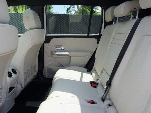 Certified 2025 Mercedes-Benz GLB 250 image 45