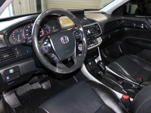 Used 2014 Honda Accord Sport image 20