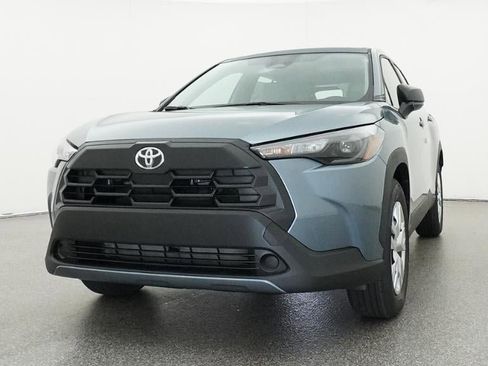 New 2026 Toyota Corolla Cross L FWD image 32
