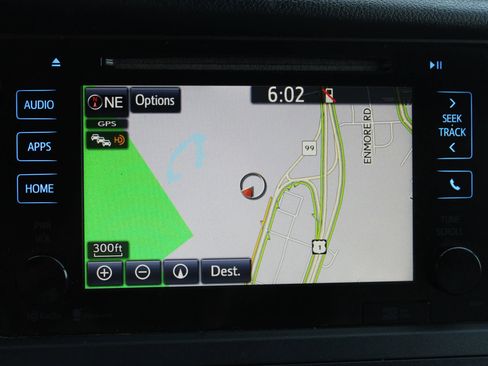 Used 2015 Toyota Sienna XLE Premium image 34