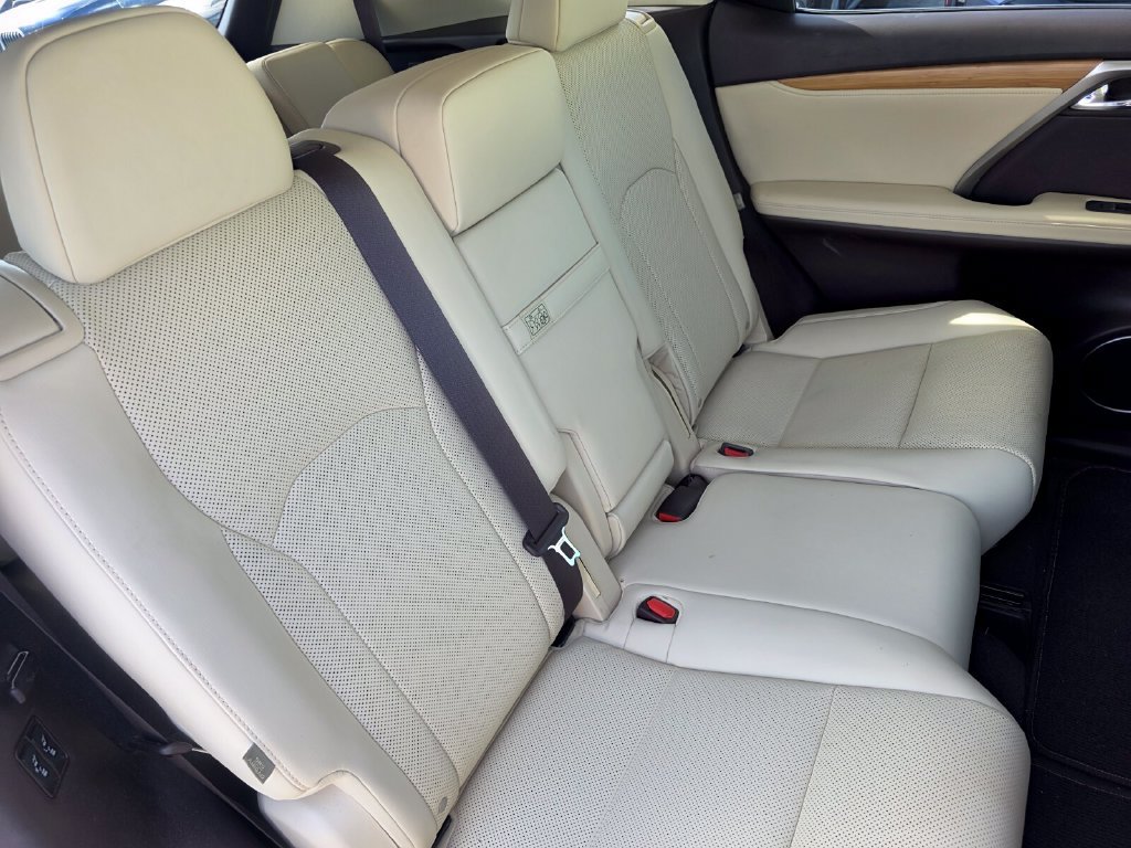 Used 2020 Lexus RX 350L FWD w/ Premium Package image 24