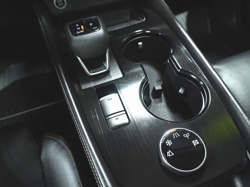 Used 2021 Nissan Rogue SL w/ Premium Package image 20