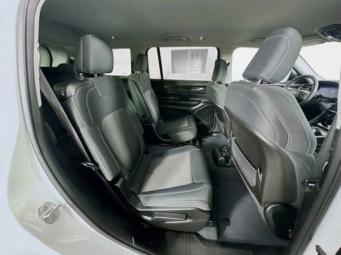 Certified 2023 Jeep Grand Cherokee L Laredo w/ Luxury Tech Group I image 39