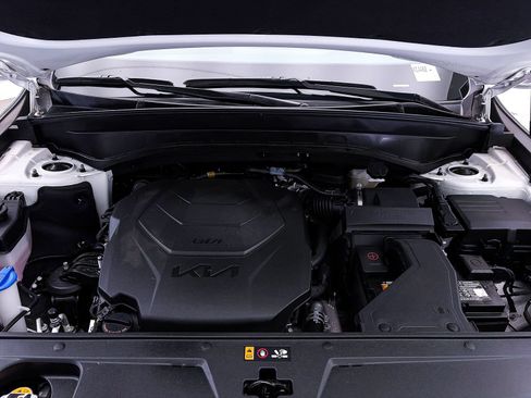 Certified 2025 Kia Telluride SX X-Line AWD/4WD image 15