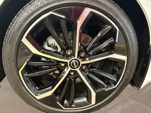 Used 2023 Nissan Altima 2.5 SR w/ SR Premium Package FWD image 30