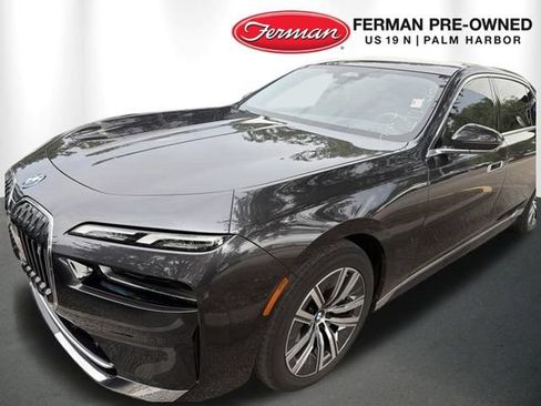 Used 2024 BMW i7 eDrive50 w/ Premium Package RWD image 2