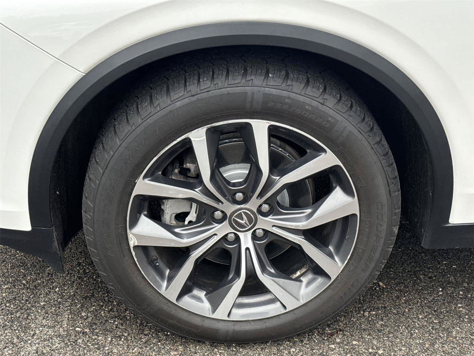 Used 2022 Acura MDX w/ Technology Package AWD/4WD image 10