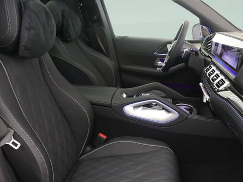 New 2026 Mercedes-Benz Maybach GLS 600 4MATIC image 7