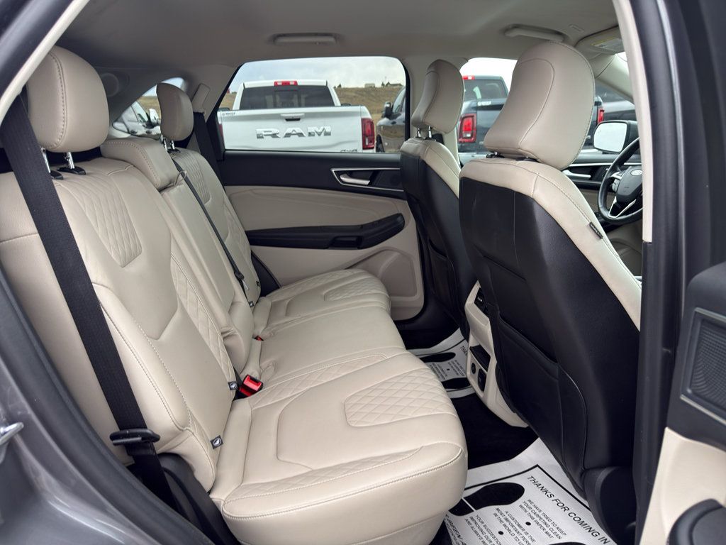 Used 2024 Ford Edge Titanium AWD/4WD image 12