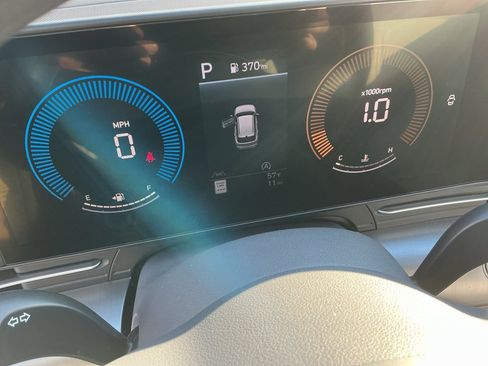 New 2026 Hyundai Kona SE image 11