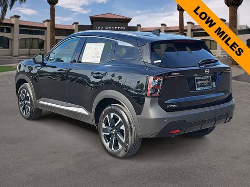 Used 2025 Nissan Kicks SR FWD image 6