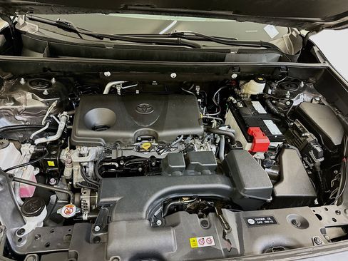 Used 2024 Toyota RAV4 XLE image 34