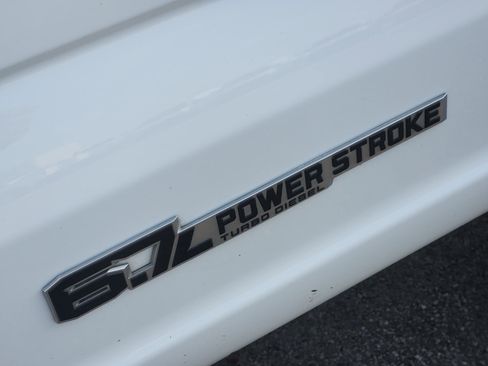 Used 2024 Ford F250 Lariat w/ FX4 Off-Road Package AWD/4WD image 12