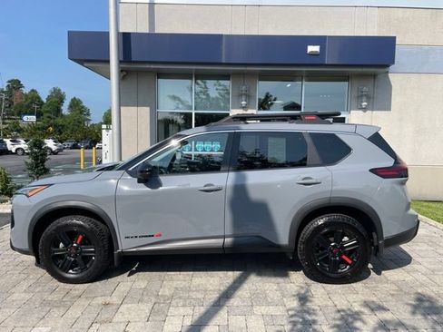 Used 2025 Nissan Rogue SV w/ Rock Creek Premium Package AWD/4WD image 3