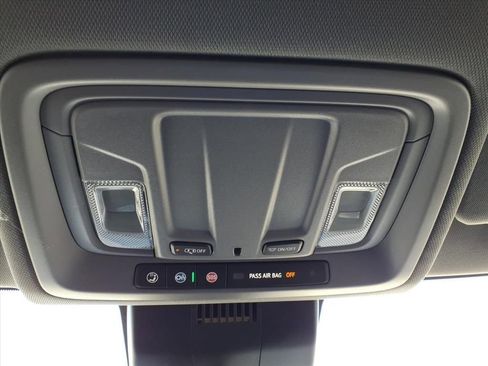 New 2026 Chevrolet Silverado 1500 W/T w/ WT Value Package image 18