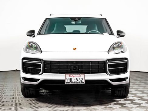 Certified 2023 Porsche Cayenne Turbo AWD/4WD image 7