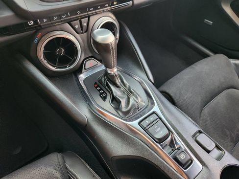 Used 2023 Chevrolet Camaro LT w/ Technology Package RWD image 20
