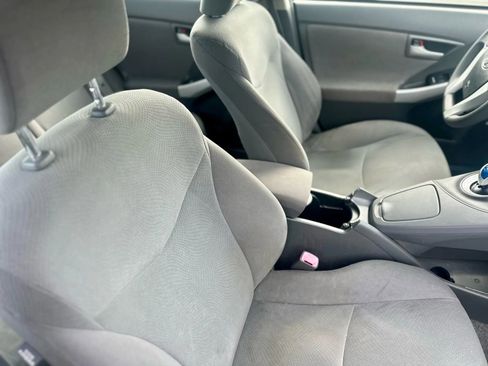 Used 2010 Toyota Prius Five image 24