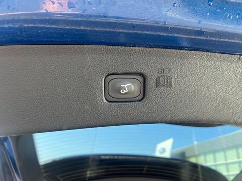 Used 2024 Ford Edge SEL w/ Convenience Package AWD/4WD image 16