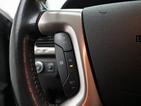 Used 2014 GMC Acadia Denali image 19