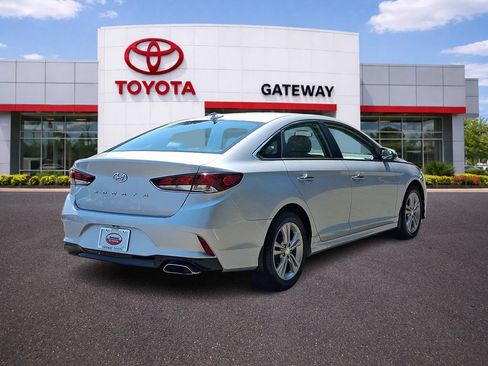 Used 2019 Hyundai Sonata SEL w/ Winter Weather Package FWD image 5