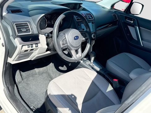 Used 2018 Subaru Forester 2.5i Limited w/ Popular Package #3B image 9