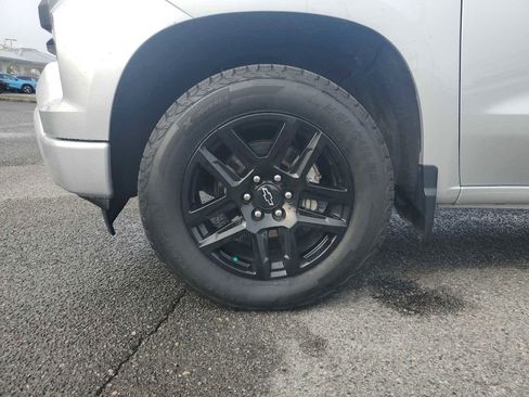 Certified 2022 Chevrolet Silverado 1500 Custom w/ LPO, Dark Essentials Package image 10