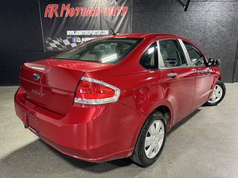 Used 2011 Ford Focus S image 3