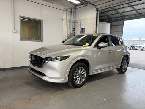 Used 2025 MAZDA CX-5 AWD 2.5 S w/ Select Package image 2