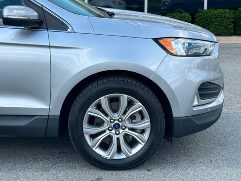 Used 2022 Ford Edge Titanium AWD/4WD image 44
