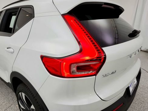 New 2026 Volvo XC40 B5 Plus w/ Climate Package AWD/4WD image 27
