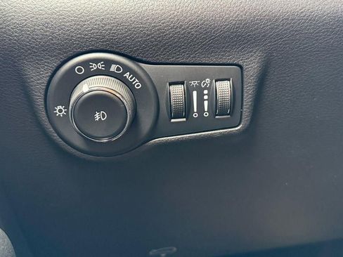 New 2026 Jeep Compass Latitude image 28