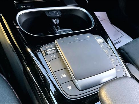 Used 2023 Mercedes-Benz CLA 35 AMG 4MATIC image 34