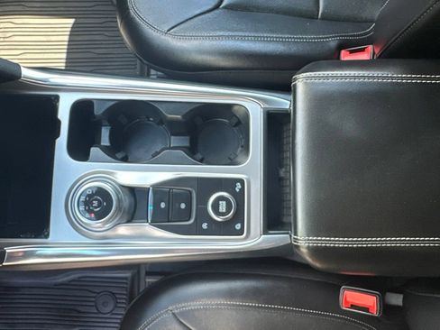 Used 2020 Ford Explorer Limited AWD/4WD image 37
