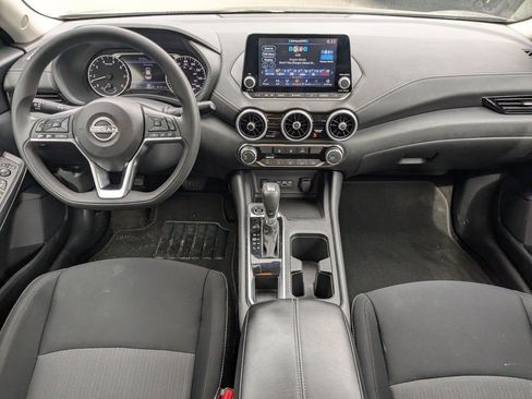 Used 2024 Nissan Sentra SV image 14