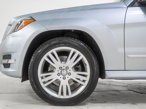 Used 2015 Mercedes-Benz GLK 350 4MATIC image 16