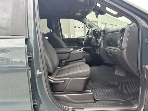 Used 2025 Chevrolet Silverado 1500 Custom Trail Boss image 32